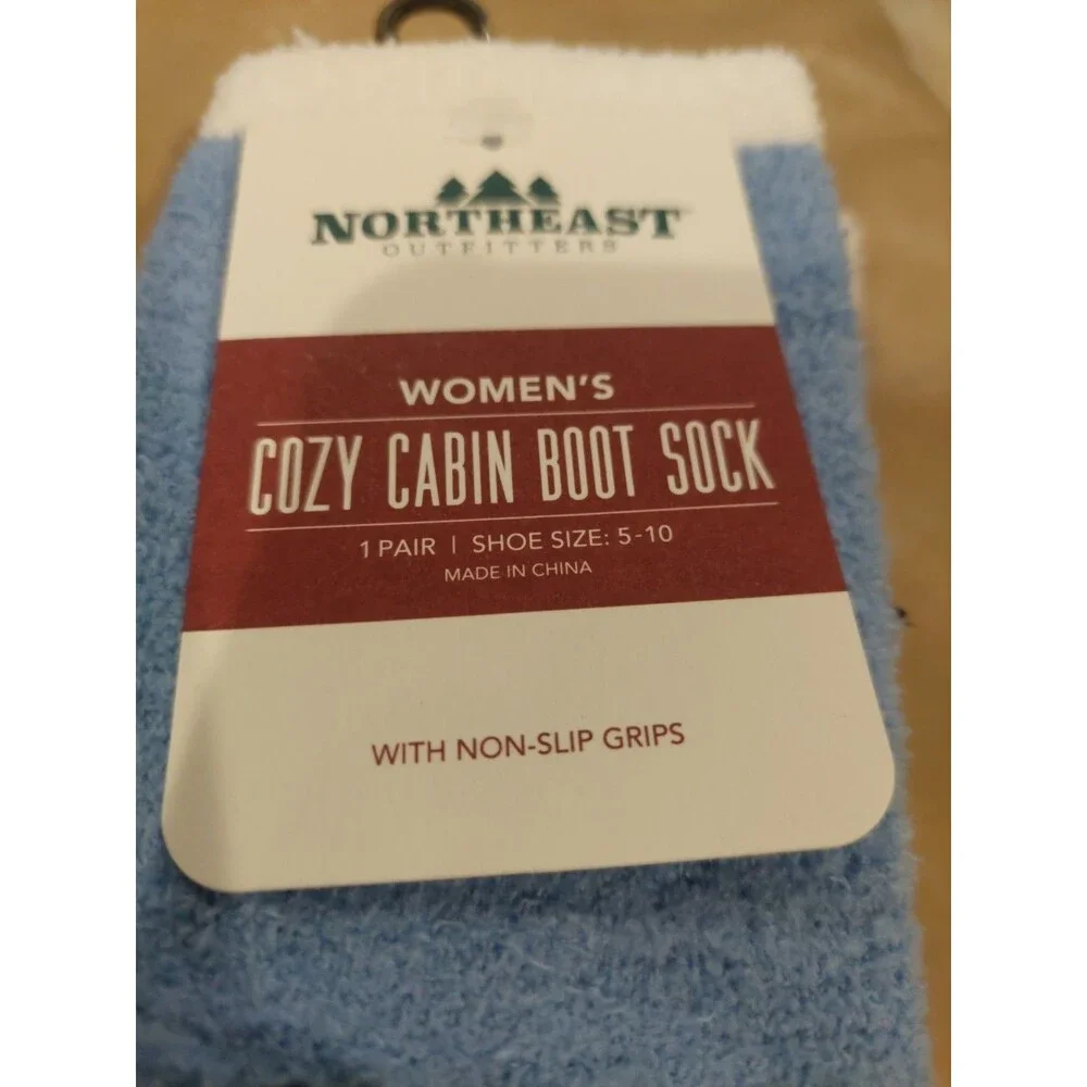 Northeast Outfitters Cozy Cabin Women's Size 5 10 Festive Socks Blue Polar Bear